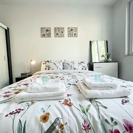 Modern & Bright 1bd Near Main Square * Płowdiw
